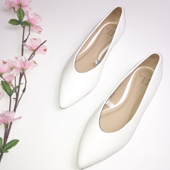 a new day Shoes - A New Day Pointed-toe flats.